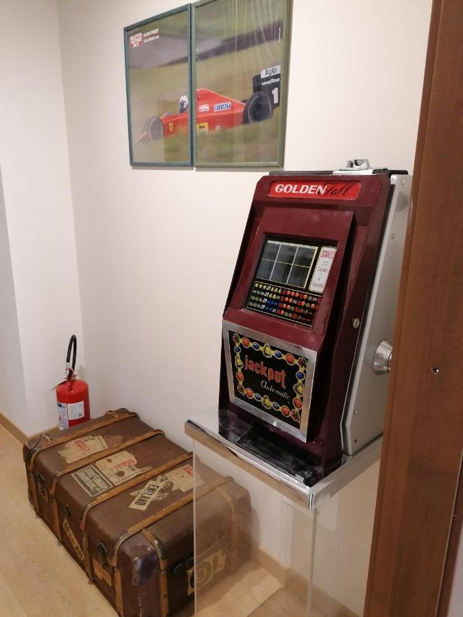 Ferrari Formula 1 Hotell Orio al Serio Exteriör bild